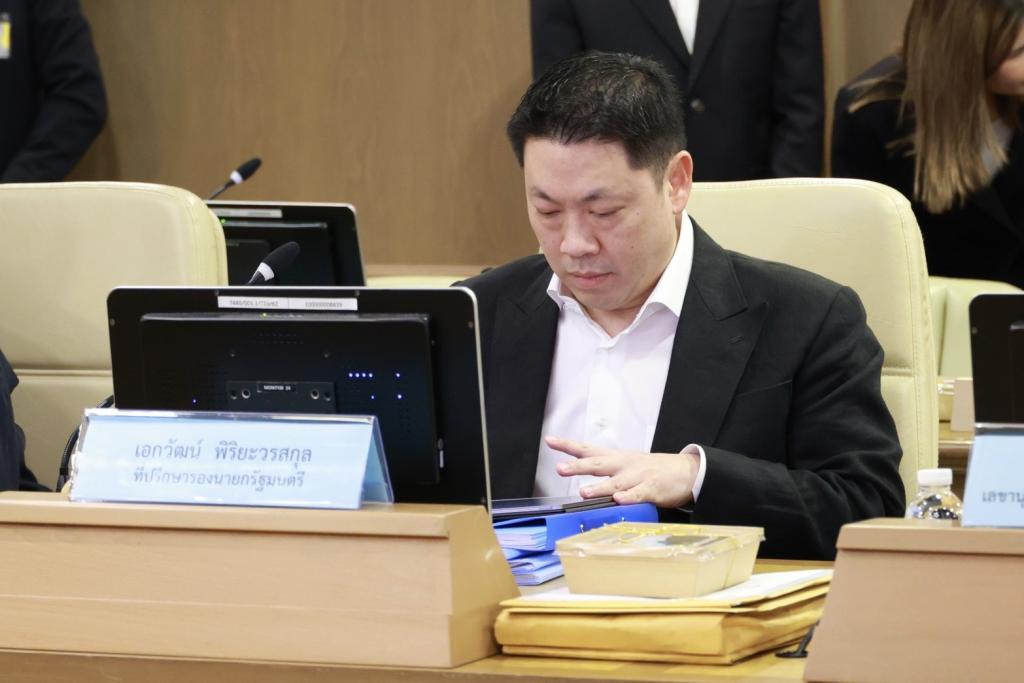 “ปลัดณัฐพล” นำทีมดีพร้อม โดย “อธิบดีณัฏฐิญา” ร่วมประชุมบอร์ดส่งเสริม SME หาทางออกผลกระทบวิกฤตตะวันออกกลาง เร่งขับเคลื่อนมาตรการหนุนผู้ประกอบการไทยเตรียมรับมือเศรษฐกิจโลก