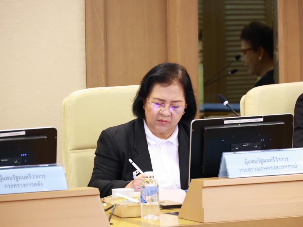 “ปลัดณัฐพล” นำทีมดีพร้อม โดย “อธิบดีณัฏฐิญา” ร่วมประชุมบอร์ดส่งเสริม SME หาทางออกผลกระทบวิกฤตตะวันออกกลาง เร่งขับเคลื่อนมาตรการหนุนผู้ประกอบการไทยเตรียมรับมือเศรษฐกิจโลก