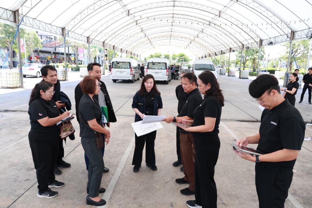 “อธิบดีณัฏฐิญา” ลุยเมืองอู่ทอง ตรวจความเรียบร้อย การเตรียมงานอุตสาหกรรมแฟร์ และกิจกรรมฝึกอาชีพ มุ่งเน้นเพิ่มศักยภาพ สร้างโอกาส สร้างรายได้ให้ชุมชน