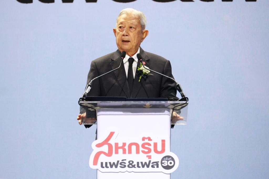 “ปลัดณัฐพล” ร่วมยินดีเครือสหพัฒน์ เปิดงาน “สหกรุ๊ปแฟร์ & เฟส ครั้งที่ 30” “อธิบดีณัฏฐิญา” เปิดเจรจาหาพันธมิตรร่วม ชวนสหพัฒน์ จัดมหกรรมสินค้า X อุตสาหกรรมแฟร์ ย้ำความร่วมมือภาครัฐ-เอกชน บูรณาการขับเคลื่อนเศรษฐกิจและหนุนผู้ประกอบการไทยอย่างต่อเนื่อง
