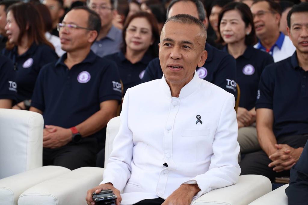 รมว.วราวุธ เปิด “อุตสาหกรรมแฟร์ @สุพรรณบุรี“ โชว์ศักยภาพการผลิต เพิ่มช่องทางตลาดเชิงรุก ทุบราคาโรงงาน บูรณาการผ่าน ONE MIND วางเป้าหมายกระจายรายได้ เชื่อมเศรษฐกิจท้องถิ่นไทยอย่างไร้รอยต่อ
