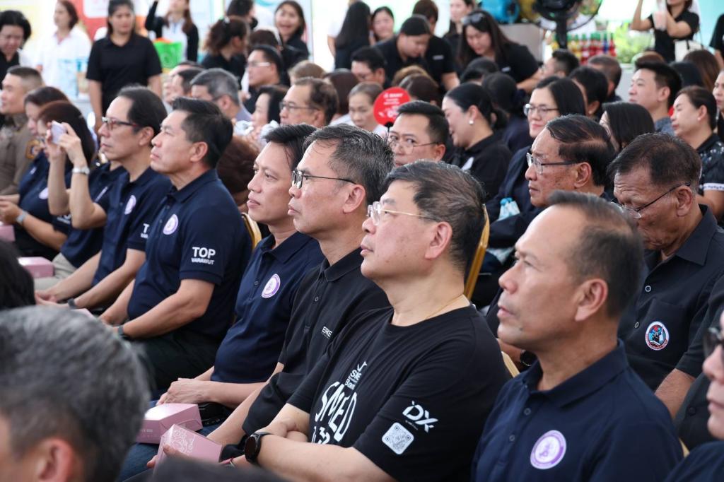 รมว.วราวุธ เปิด “อุตสาหกรรมแฟร์ @สุพรรณบุรี“ โชว์ศักยภาพการผลิต เพิ่มช่องทางตลาดเชิงรุก ทุบราคาโรงงาน บูรณาการผ่าน ONE MIND วางเป้าหมายกระจายรายได้ เชื่อมเศรษฐกิจท้องถิ่นไทยอย่างไร้รอยต่อ