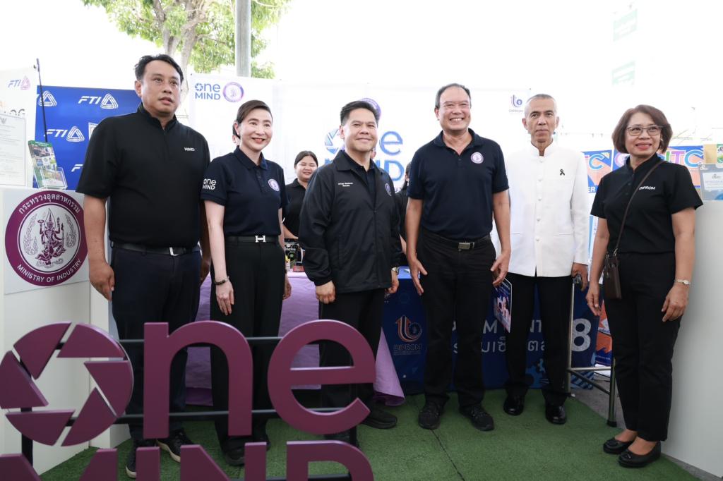รมว.วราวุธ เปิด “อุตสาหกรรมแฟร์ @สุพรรณบุรี“ โชว์ศักยภาพการผลิต เพิ่มช่องทางตลาดเชิงรุก ทุบราคาโรงงาน บูรณาการผ่าน ONE MIND วางเป้าหมายกระจายรายได้ เชื่อมเศรษฐกิจท้องถิ่นไทยอย่างไร้รอยต่อ