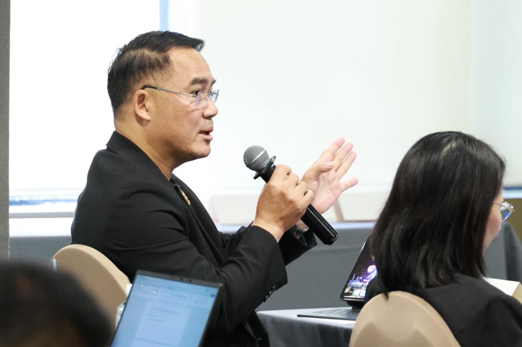 “อธิบดีณัฏฐิญา” มอบ “เลขาฯ วีระพล” ถ่ายทอดภารกิจ ดีพร้อม เชื่อมโยงการทำงาน สอจ. ชูโมเดลหนุนยกระดับศักยภาพ ผปก. ตอบโจทย์เศรษฐกิจเชิงพื้นที่