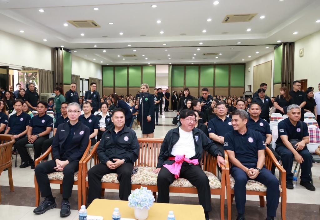 “วราวุธ” หนุน “DIPROM Community SkillUp” สร้างผู้ประกอบการรุ่นใหม่ ดันรายได้เพิ่ม เสริมความแข็งแกร่งให้เศรษฐกิจชุมชน ผ่านการต่อยอด เพิ่มมูลค่าวัตถุดิบในท้องถิ่น