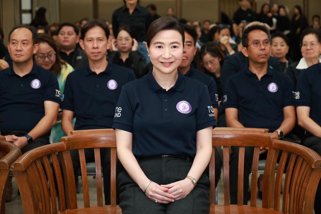 “วราวุธ” หนุน “DIPROM Community SkillUp” สร้างผู้ประกอบการรุ่นใหม่ ดันรายได้เพิ่ม เสริมความแข็งแกร่งให้เศรษฐกิจชุมชน ผ่านการต่อยอด เพิ่มมูลค่าวัตถุดิบในท้องถิ่น
