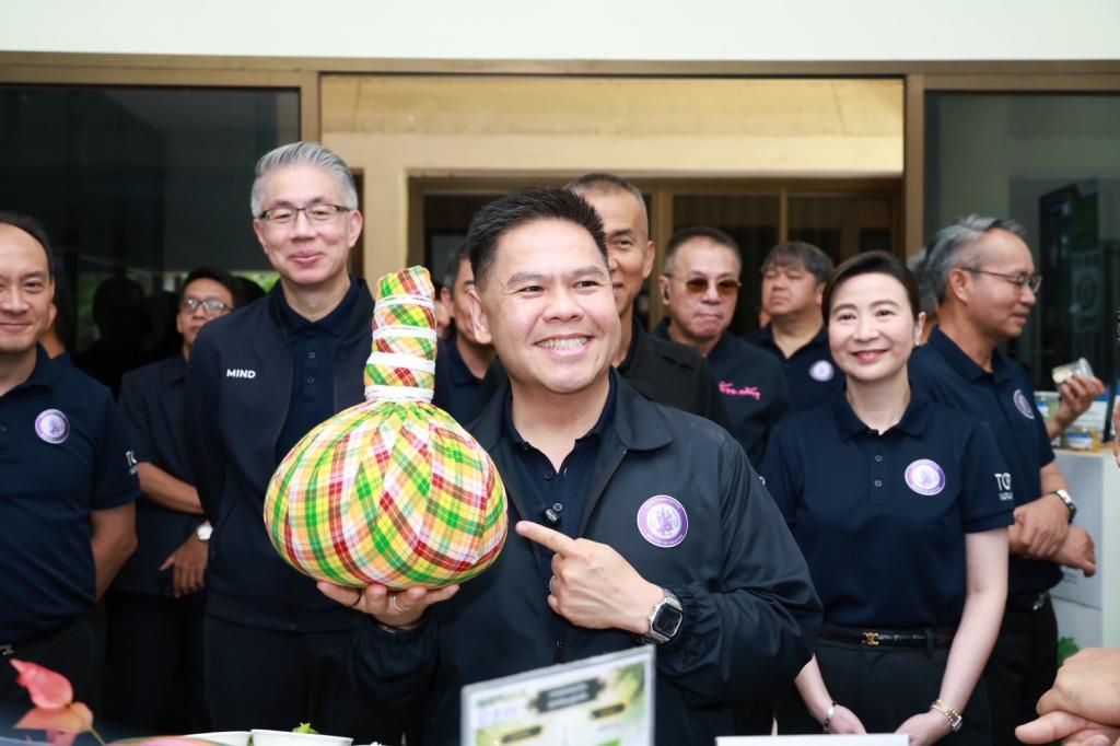 “วราวุธ” หนุน “DIPROM Community SkillUp” สร้างผู้ประกอบการรุ่นใหม่ ดันรายได้เพิ่ม เสริมความแข็งแกร่งให้เศรษฐกิจชุมชน ผ่านการต่อยอด เพิ่มมูลค่าวัตถุดิบในท้องถิ่น
