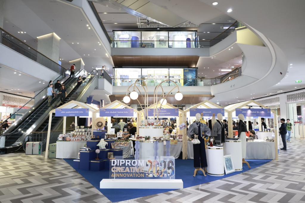 “อธิบดีณัฏฐิญา” ประกาศความสำเร็จ งาน "DIPROM Creative & Innovation 2026" ชูนวัตกรรม Generative AI ยกระดับ 50 ผลิตภัณฑ์ชุมชนสู่สากล คาดกระตุ้นมูลค่าเศรษฐกิจกว่า 30 ล้านบาท