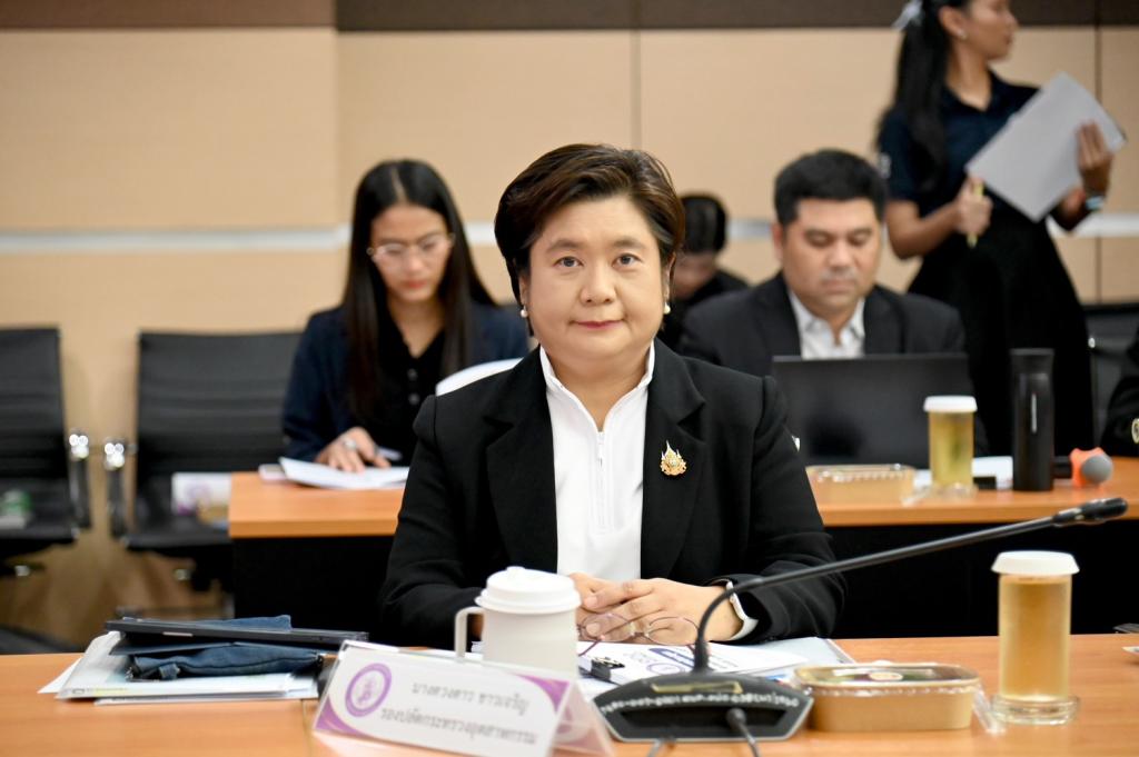 “อธิบดีณัฏฐิญา” ร่วมประชุมผู้บริหาร ก.อุตฯ เดินหน้า ONE MIND เร่งบูรณาการระบบร้องเรียน อก. ยกเครื่องสายด่วน 1564