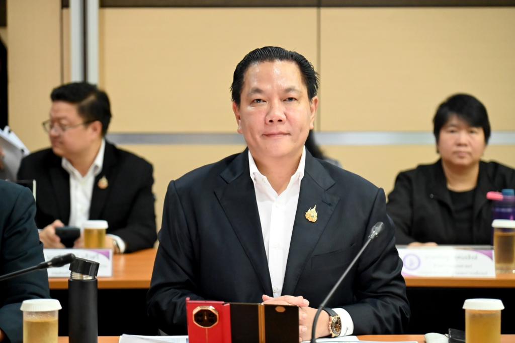 “อธิบดีณัฏฐิญา” ร่วมประชุมผู้บริหาร ก.อุตฯ เดินหน้า ONE MIND เร่งบูรณาการระบบร้องเรียน อก. ยกเครื่องสายด่วน 1564
