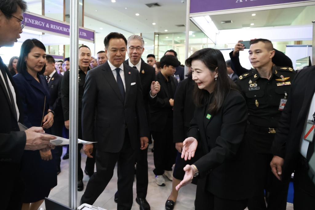 อก.- กห. - อว. ดัน “Defense Tech เมดอินไทยแลนด์” ขับเคลื่อน THAIDEF-EX 2026 เวทีแรก เชื่อม งานวิจัย สู่ ภาคการผลิต "ดีพร้อม" นำทัพรวมพลังผู้ประกอบการ หนุน อุตสาหกรรมป้องกันประเทศสู่ระดับสากล
