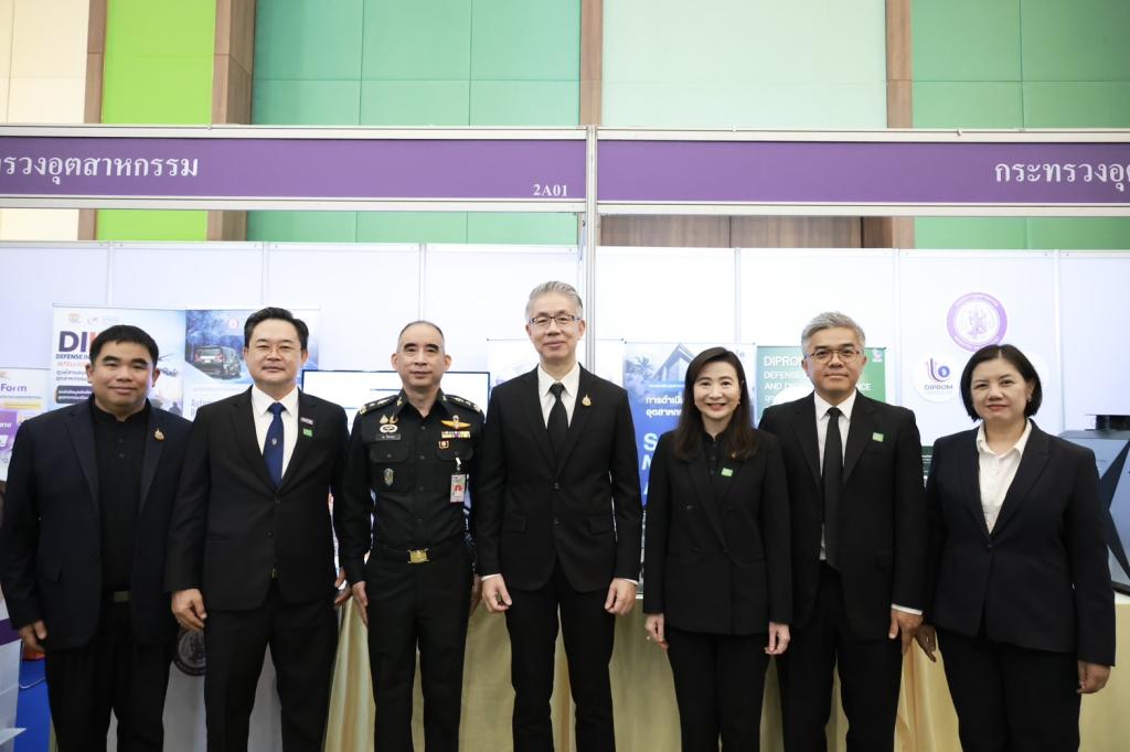 อก.- กห. - อว. ดัน “Defense Tech เมดอินไทยแลนด์” ขับเคลื่อน THAIDEF-EX 2026 เวทีแรก เชื่อม งานวิจัย สู่ ภาคการผลิต "ดีพร้อม" นำทัพรวมพลังผู้ประกอบการ หนุน อุตสาหกรรมป้องกันประเทศสู่ระดับสากล