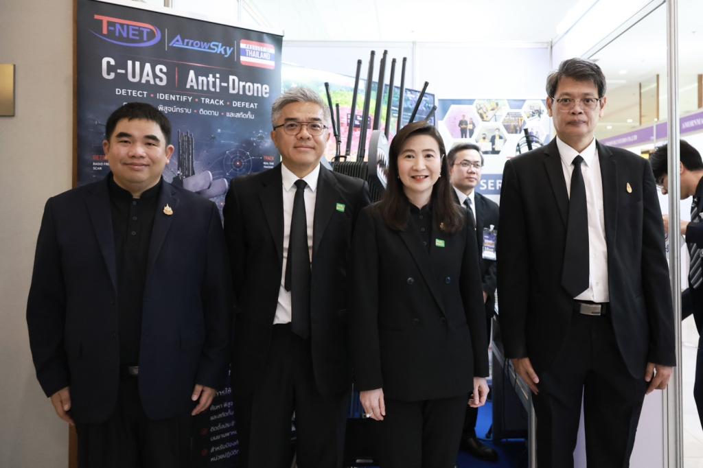 อก.- กห. - อว. ดัน “Defense Tech เมดอินไทยแลนด์” ขับเคลื่อน THAIDEF-EX 2026 เวทีแรก เชื่อม งานวิจัย สู่ ภาคการผลิต "ดีพร้อม" นำทัพรวมพลังผู้ประกอบการ หนุน อุตสาหกรรมป้องกันประเทศสู่ระดับสากล