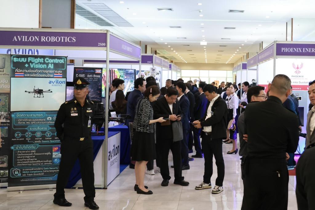 อก.- กห. - อว. ดัน “Defense Tech เมดอินไทยแลนด์” ขับเคลื่อน THAIDEF-EX 2026 เวทีแรก เชื่อม งานวิจัย สู่ ภาคการผลิต "ดีพร้อม" นำทัพรวมพลังผู้ประกอบการ หนุน อุตสาหกรรมป้องกันประเทศสู่ระดับสากล