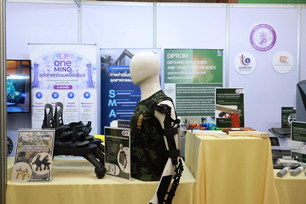 อก.- กห. - อว. ดัน “Defense Tech เมดอินไทยแลนด์” ขับเคลื่อน THAIDEF-EX 2026 เวทีแรก เชื่อม งานวิจัย สู่ ภาคการผลิต "ดีพร้อม" นำทัพรวมพลังผู้ประกอบการ หนุน อุตสาหกรรมป้องกันประเทศสู่ระดับสากล