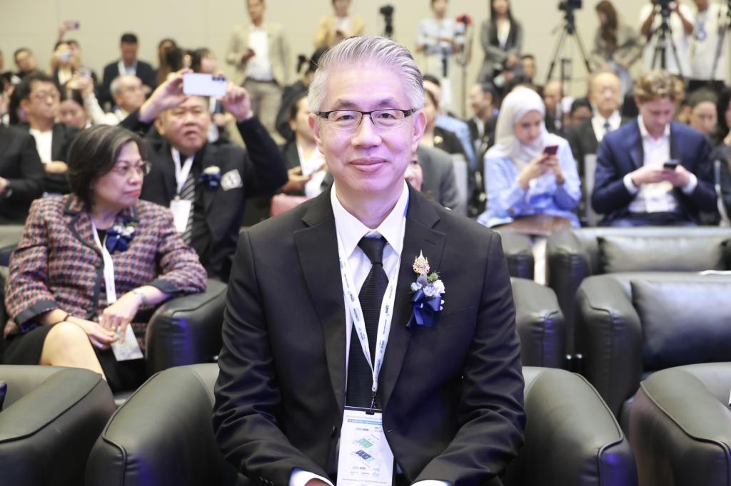 “นายกฯ อนุทิน” เปิดฉากยิ่งใหญ่!! "International Healthcare Week 2026" มหกรรมสุขภาพระดับเอเชีย พร้อมเยี่ยมชมบูธนิทรรศการผลงานผลิตภัณฑ์ทางการแพทย์ของ “ดีพร้อม”