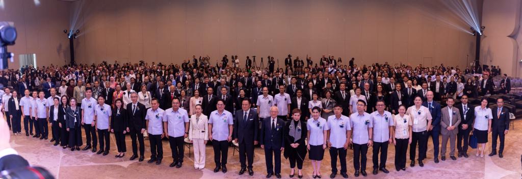 “นายกฯ อนุทิน” เปิดฉากยิ่งใหญ่!! "International Healthcare Week 2026" มหกรรมสุขภาพระดับเอเชีย พร้อมเยี่ยมชมบูธนิทรรศการผลงานผลิตภัณฑ์ทางการแพทย์ของ “ดีพร้อม”