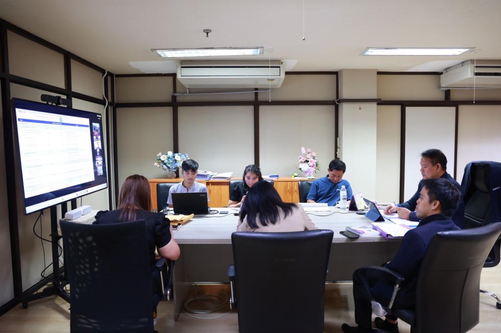 “ดีพร้อม” ร่วมประชุม บอร์ด สสว. ติดตามสถานการณ์ MSME เสริมความเข้มแข็ง ผปก. ไทย หนุนพัฒนากลไกบริหารกองทุนฯ อย่างมีประสิทธิภาพ