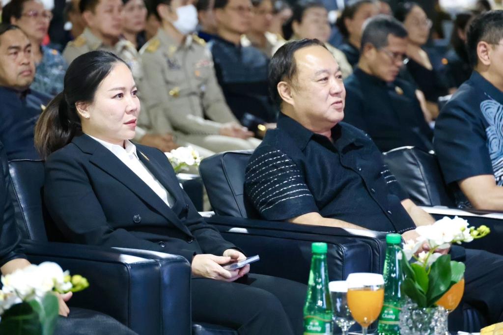 “ดีพร้อม” ดันผ้าไทยติดดาว! ร่วมตรวจประเมิน OTOP Product Champion 2569 ยกระดับมาตรฐานสู่ตลาดโลก