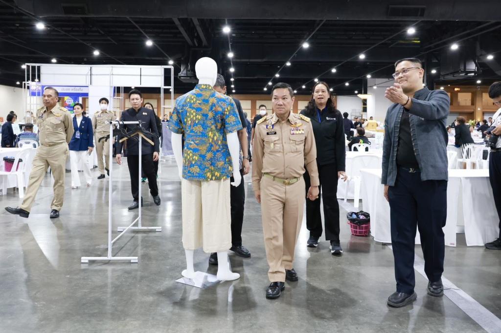 “ดีพร้อม” ดันผ้าไทยติดดาว! ร่วมตรวจประเมิน OTOP Product Champion 2569 ยกระดับมาตรฐานสู่ตลาดโลก
