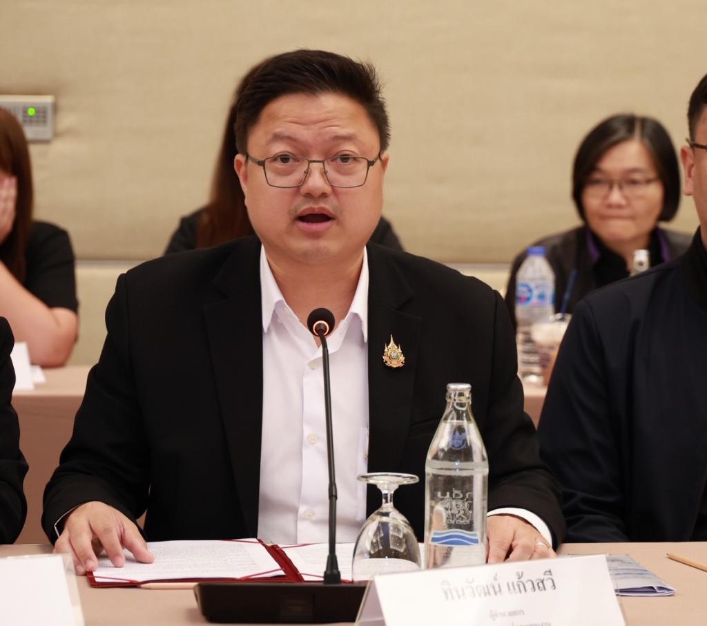 “อธิบดีณัฏฐิญา” นำทีมดีพร้อม ล่องใต้เปิดเวทีรับฟังความคิดเห็นฯ ภาครัฐ-เอกชน พร้อมเดินหน้าแก้เกมเชิงพื้นที่สู่การยกระดับ ผู้ประกอบการไทย ด้วยพลังทุกภาคส่วนอย่างเต็มสูบ