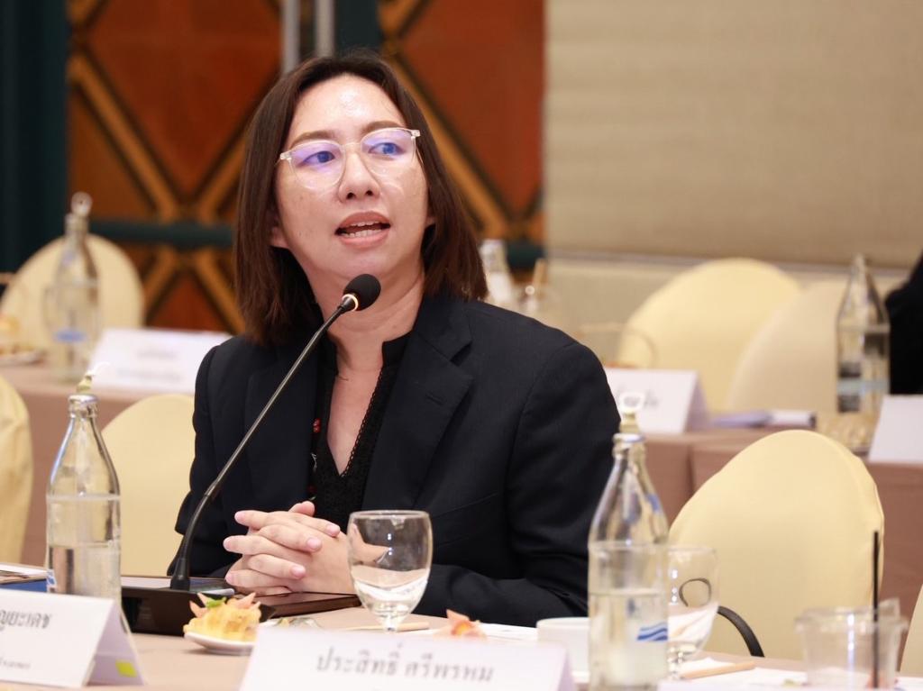 “อธิบดีณัฏฐิญา” นำทีมดีพร้อม ล่องใต้เปิดเวทีรับฟังความคิดเห็นฯ ภาครัฐ-เอกชน พร้อมเดินหน้าแก้เกมเชิงพื้นที่สู่การยกระดับ ผู้ประกอบการไทย ด้วยพลังทุกภาคส่วนอย่างเต็มสูบ