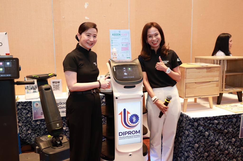ดีพร้อม ยกเครื่อง “คพอ.” สู่กลไกเร่งเศรษฐกิจภูมิภาค ปั้น 86 ผู้นำธุรกิจภาคใต้ เชื่อมเครือข่าย–สร้างงาน–ขับเคลื่อนเศรษฐกิจมูลค่าสูง พร้อมหนุนผลลัพธ์ “คนเก่ง–ธุรกิจแกร่ง–พื้นที่เข้มแข็ง” เผย 45 ปี เพิ่มมูลค่าเศรษฐกิจหมุนเวียนกว่า 3 แสนล้าน