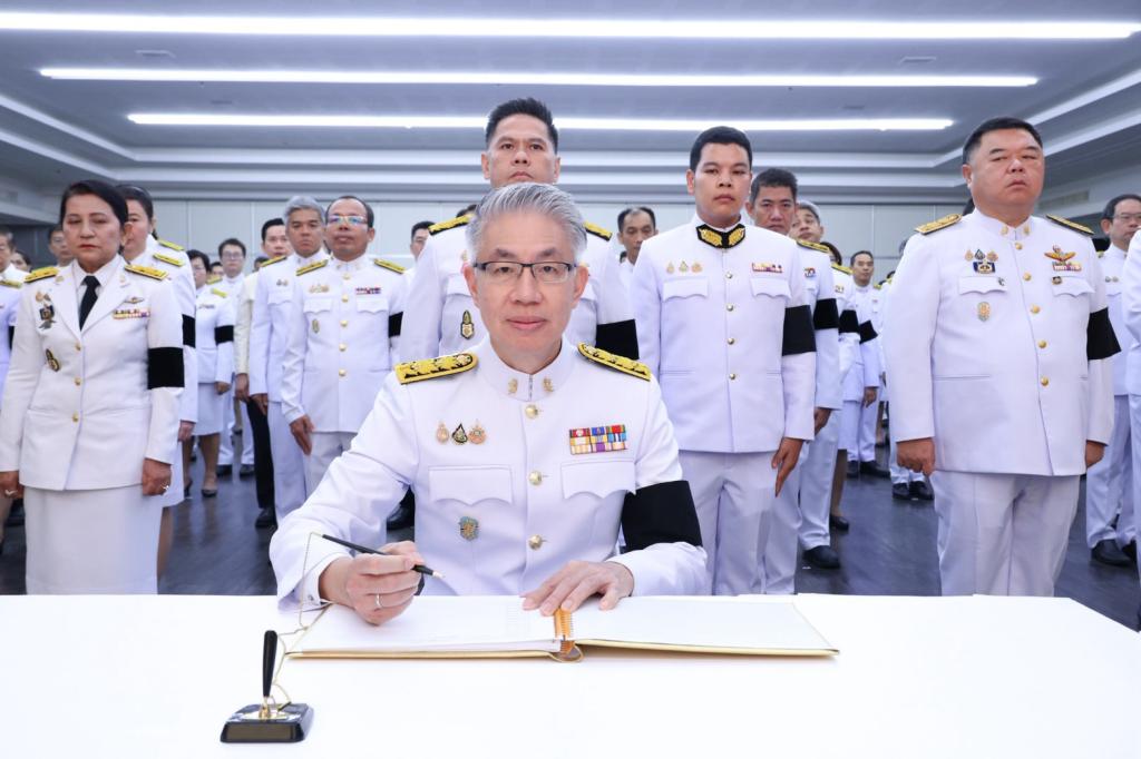 “วราวุธ” นำ ขรก. เจ้าหน้าที่ กระทรวงอุตสาหกรรม ถวายพระพรชัยมงคลเฉลิมพระเกียรติพระบาทสมเด็จพระเจ้าอยู่หัว เนื่องในโอกาสเฉลิมพระชนมพรรษา 28 กรกฎาคม 2569