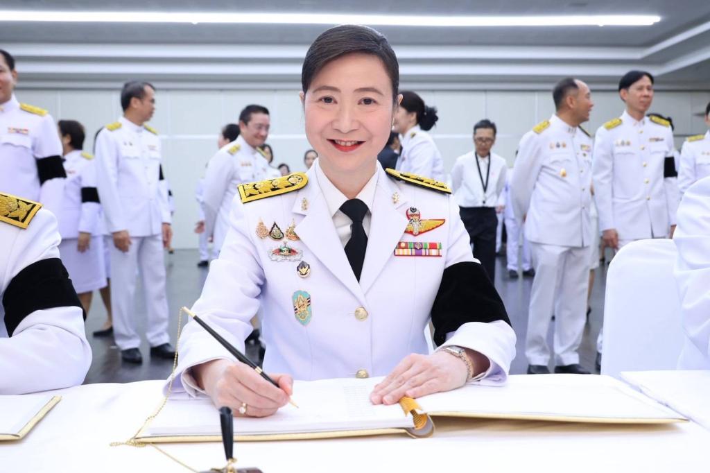 “วราวุธ” นำ ขรก. เจ้าหน้าที่ กระทรวงอุตสาหกรรม ถวายพระพรชัยมงคลเฉลิมพระเกียรติพระบาทสมเด็จพระเจ้าอยู่หัว เนื่องในโอกาสเฉลิมพระชนมพรรษา 28 กรกฎาคม 2569