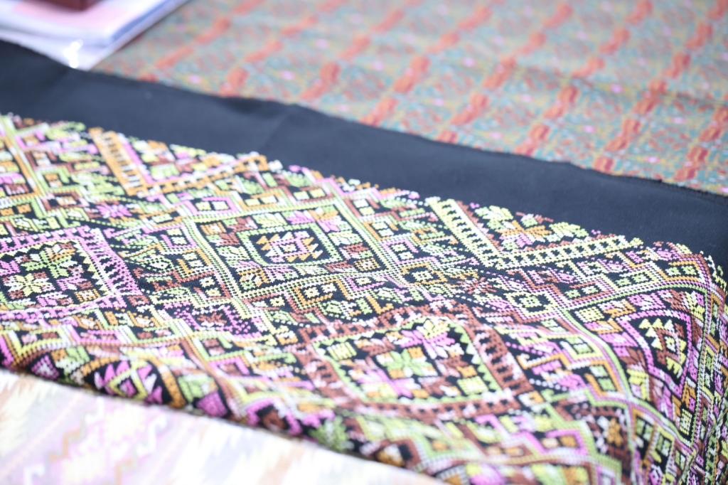 “ดีพร้อม” ชวนเกาะติดการคัดสรรสุดยอด OTOP ปี 69 ประเภทผ้า เครื่องแต่งกาย ยอดสมัครพุ่งทะลุ 6,800 ผลิตภัณฑ์ ย้ำประเมินเข้มตามมาตรฐานสากล