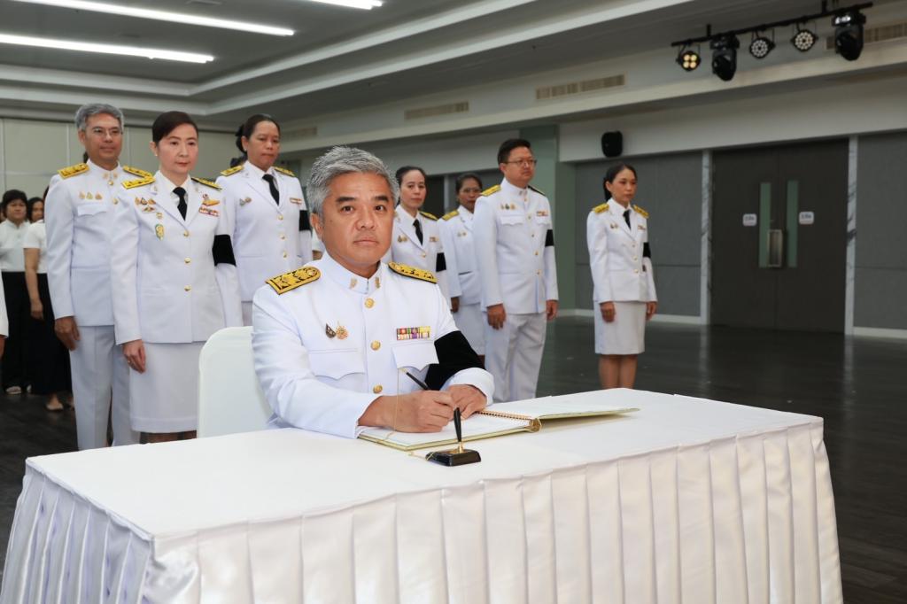 "อธิบดีณัฏฐิญา" นำข้าราชการและบุคลากรดีพร้อม ถวายพระพรชัยมงคลและถวายสัตย์ปฏิญาณ เนื่องในโอกาสวันเฉลิมพระชนมพรรษา พระบาทสมเด็จพระเจ้าอยู่หัว 28 กรกฎาคม 2569