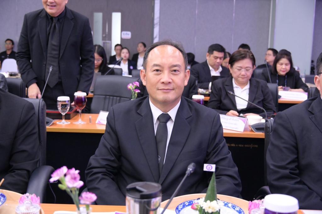 “อธิบดีณัฏฐิญา” พร้อมผู้บริหารดีพร้อม ร่วมต้อนรับ “รนม.ศุภจี” พร้อมรับมอบนโยบาย ปลุกอุตสาหกรรมไทยรับโลกใหม่ ดัน Made in Thailand ชูไบโอเอเนอร์จี เซมิคอนดักเตอร์-โฟโตนิกส์ พร้อมทบทวนกฎหมาย ปรับดัชนีสะท้อนเศรษฐกิจจริง เผยปลาย ส.ค. เตรียมเจรจาภาษีสหรัฐฯ