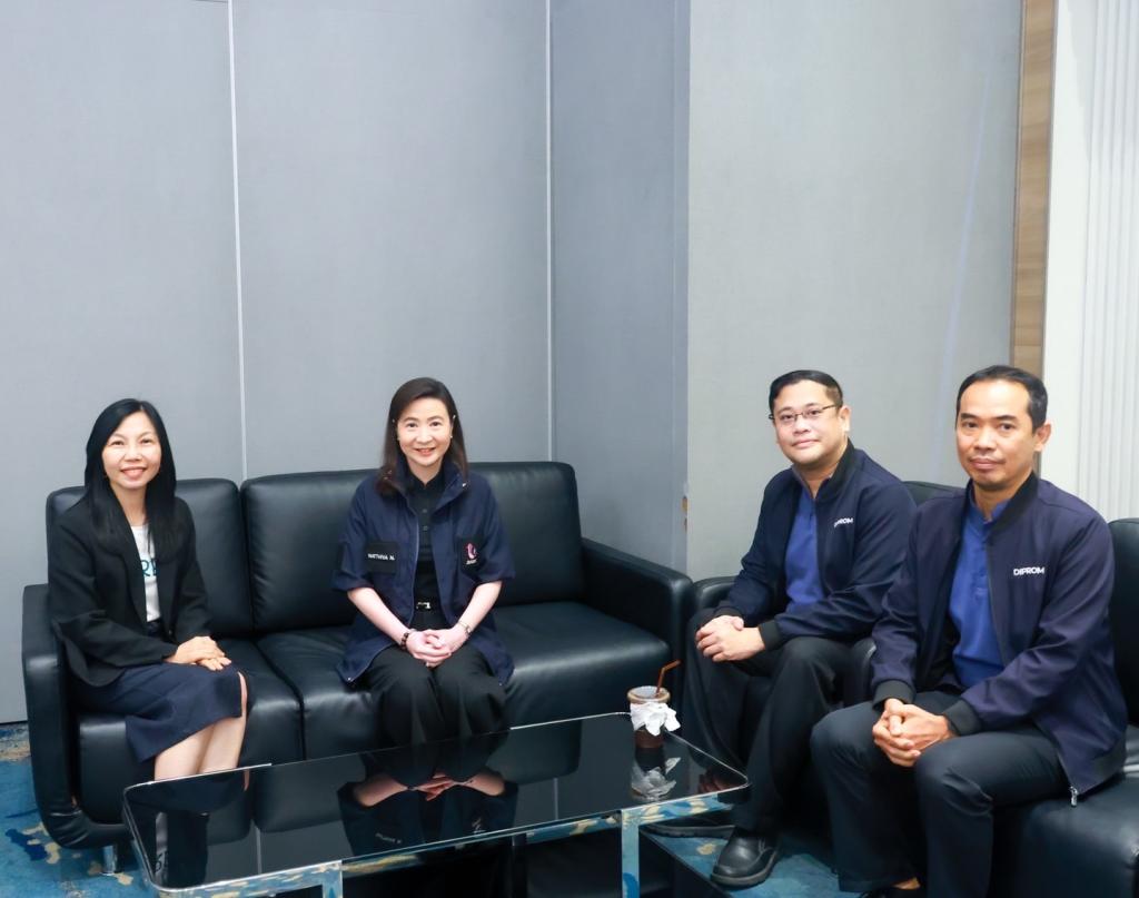 “ดีพร้อม” ติดอาวุธบุคลากร เสริมแกร่งเพิ่มผลิตภาพสีเขียวและคาร์บอนฟุตพริ้นท์ พร้อมต่อยอด ขับเคลื่อนอุตสาหกรรม สู่ Net Zero อย่างยั่งยืน