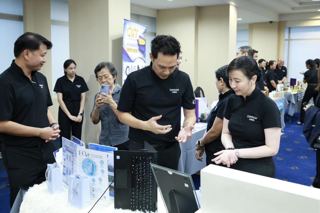 “อธิบดีณัฏฐิญา” มอบวุฒิบัตร “ดีพร้อม คพอ. ภาคกลาง-ตะวันออก” ปั้น 84 ผู้บริหารยุคใหม่ ชูกลยุทธ์ตลาดนำการผลิต ผสานพลังเครือข่ายขับเคลื่อนเศรษฐกิจไทย