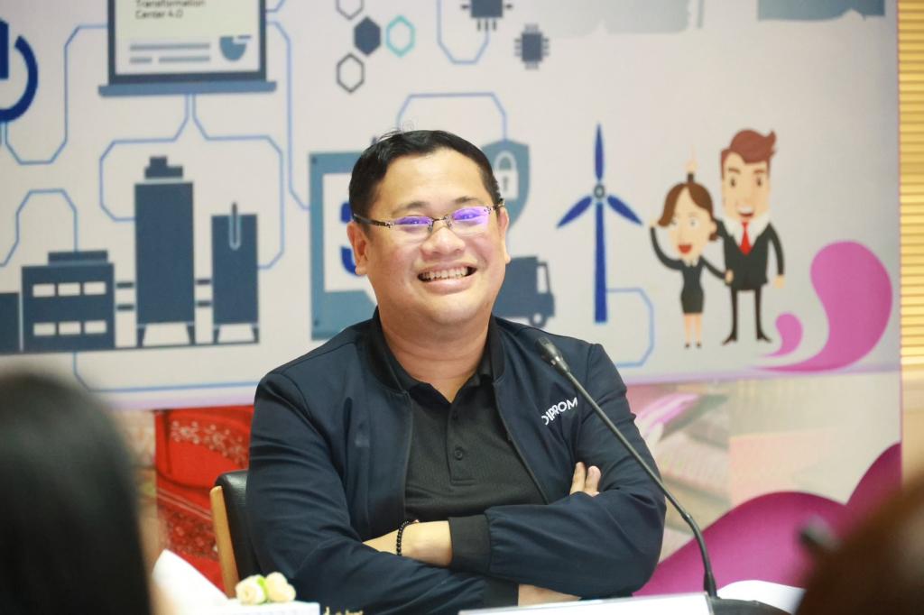 “รองอธิบดีพลาวุธ” ตรวจเยี่ยม DIPROM Center 6 ติดตามผลงานปี 69 ติวเข้มการทำงานเชิงรุก พร้อมเร่งเครื่องกำกับติดตามเดินหน้าเงินทุนหมุนเวียน หนุนสภาพคล่องให้ ผปก. ในพื้นที่