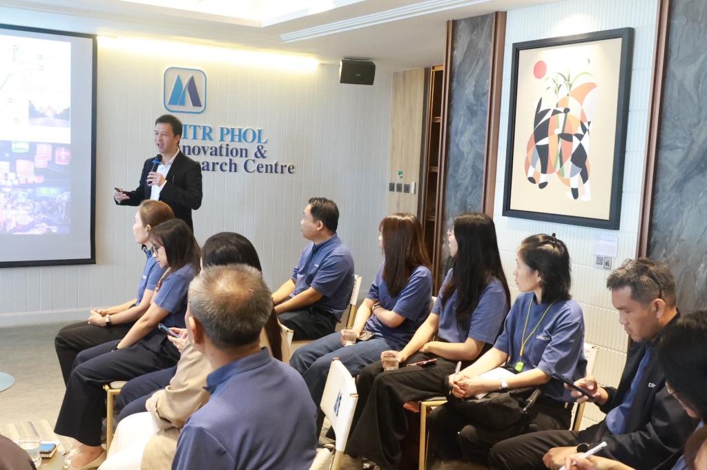 “รองอธิบดีสุรพล” เยี่ยมชม มิตรผลขอนแก่น ต้นแบบธุรกิจ BCG ทาบทามเป็น Big Brother หนุน SMEs และสตาร์ทอัพ