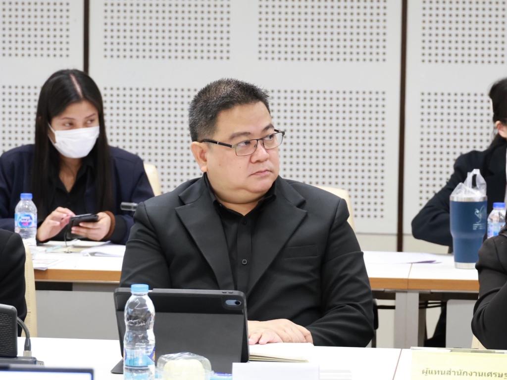 “รองอธิบดีดุสิต” นำทีม “ดีพร้อม” ร่วมถกกรมธุรกิจพลังงาน ทบทวนสัดส่วนการผสมไบโอดีเซล ดันกลไกภาครัฐเพิ่มประสิทธิภาพการผลิต-ลดต้นทุน-เสริมความมั่นคงพลังงานไทย