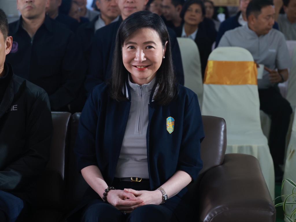 “อธิบดีณัฏฐิญา” เปิดบ้าน DC11 ต้อนรับ “รมว.อุตฯ  ด้าน “วราวุธ” ชู SMEs เปลี่ยนวิกฤติเป็นโอกาส ใช้เทคโนโลยี-นวัตกรรมเพิ่มขีดความสามารถ พร้อม เป็น ”ลมใต้ปีก“ ดัน DIPROM ITC เป็นพื้นที่แห่งการเรียนรู้