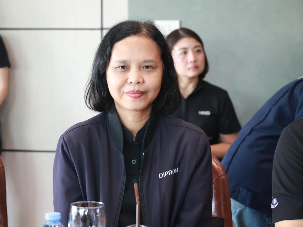 “ปลัดณัฐพล” บินตรงสงขลา เยี่ยม “ฟู้ด แมชชินเนอรี่” ดันเชื่อมโยงวิจัย - นวัตกรรม - พัฒนาเครื่องจักรตอบโจทย์อุตสาหกรรมอาหาร ด้าน “ดีพร้อม” หนุนใช้เครื่องจักร DIPROM ITC ทดลองสินค้าต้นแบบต่อยอดสู่เชิงพาณิชย์