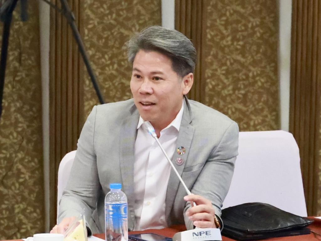 “ดีพร้อม” ร่วมประชุมเปิดมุมมองขับเคลื่อนเศรษฐกิจสร้างสรรค์ ผลักดันการใช้นวัตกรรม ทุนวัฒนธรรม และดาต้าเทคโนโลยี ดึงศักยภาพชุมชน เพิ่มขีดความสามารถผู้ประกอบการภาคธุรกิจไทย
