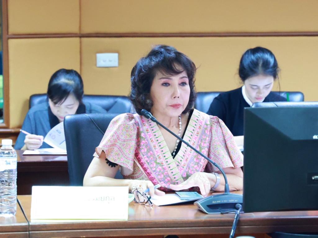 “รองอธิบดีสุรพล” ร่วมถกเข้ม เฟ้นหาตัวจริง เคาะ 3 สถานประกอบการ เข้าชิง "อุตสาหกรรมดีเด่นด้านโลจิสติกส์ ปี 69”