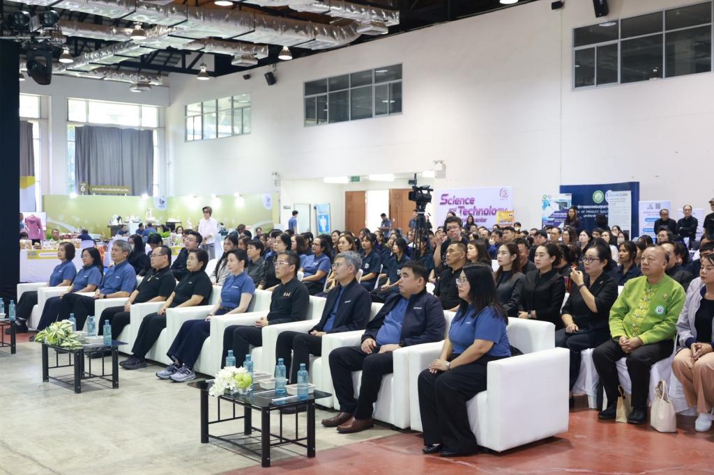 ”ดีพร้อม“ เปิดบ้าน “Creative Materials 2026” โชว์นวัตกรรมวัสดุอุตสาหกรรมชีวภาพ ยกระดับผู้ประกอบการไทยสู่เศรษฐกิจ BCG