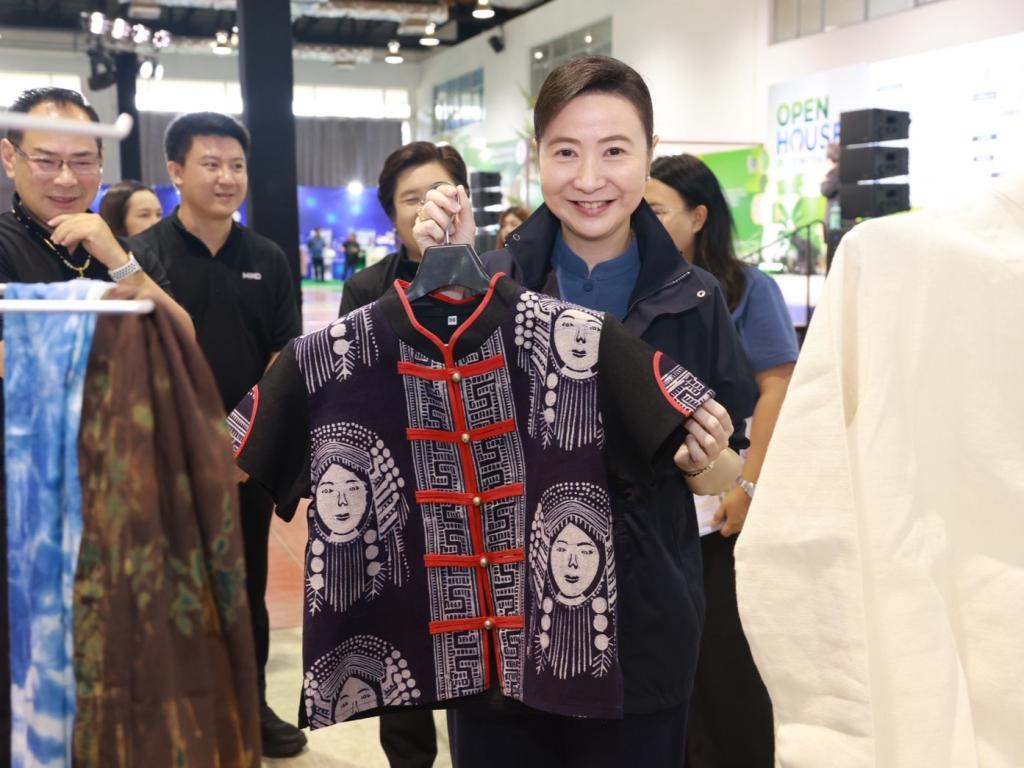 ”ดีพร้อม“ เปิดบ้าน “Creative Materials 2026” โชว์นวัตกรรมวัสดุอุตสาหกรรมชีวภาพ ยกระดับผู้ประกอบการไทยสู่เศรษฐกิจ BCG
