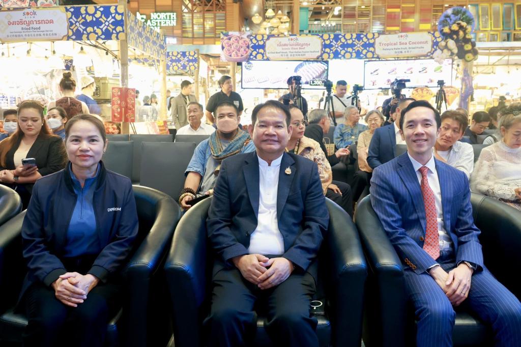 “รองอธิบดีสุรพล” เปิดเวที “Craft Excellence 2026” คัดสรรและจัดแสดงผลิตภัณฑ์ 35 ครูช่างศิลป์ ยกระดับหัตถศิลป์ไทยสู่สากล