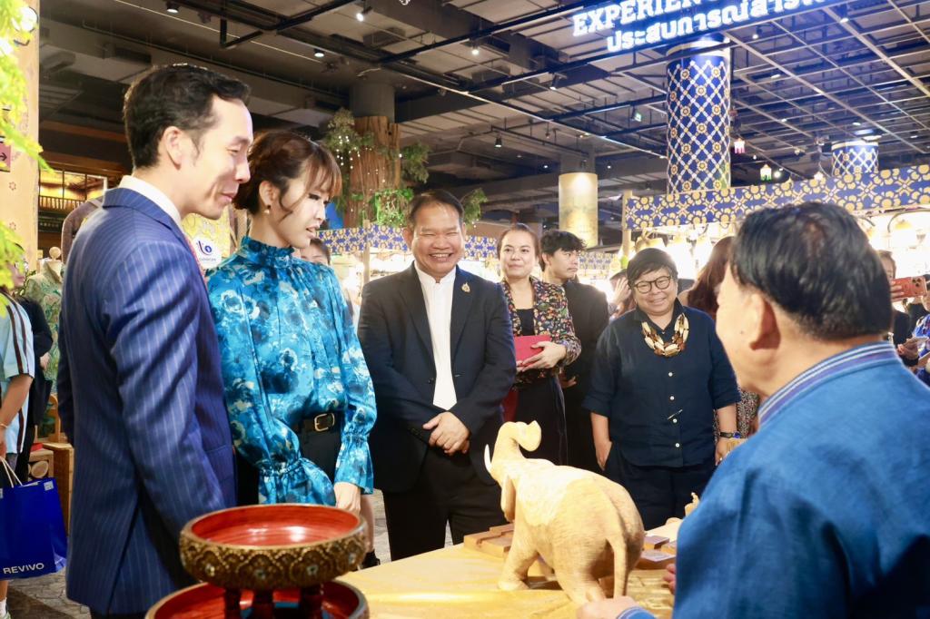 “รองอธิบดีสุรพล” เปิดเวที “Craft Excellence 2026” คัดสรรและจัดแสดงผลิตภัณฑ์ 35 ครูช่างศิลป์ ยกระดับหัตถศิลป์ไทยสู่สากล