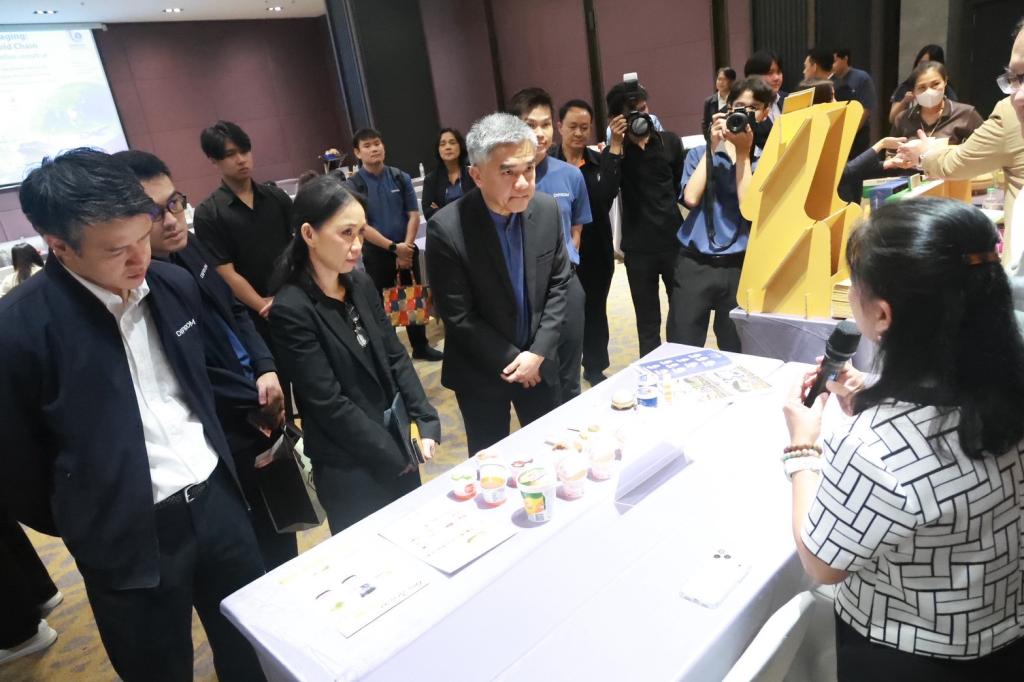 “ดีพร้อม” เดินหน้าขับเคลื่อน Cold Chain ไทย ยกระดับผู้ประกอบการสู่ระบบโลจิสติกส์ที่มีประสิทธิภาพและยั่งยืน พร้อมเผยผลสำเร็จโครงการ ชู 3 Success Case บริษัทต้นแบบที่สะท้อนศักยภาพและความพร้อมของภาคอุตสาหกรรมไทย