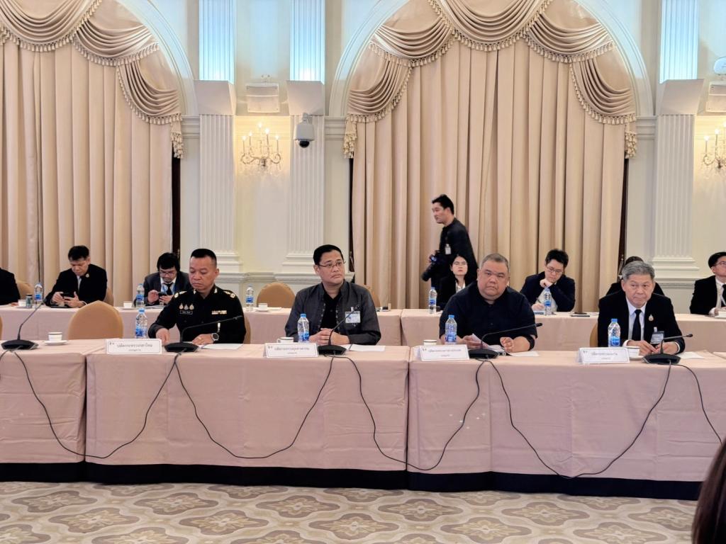 “รองนายกศุภจี” เดินหน้าพระไตรปิฎกภาษาอังกฤษ ด้าน “ดีพร้อม” ร่วมขับเคลื่อนเผยแผ่พระพุทธศาสนาสู่สากล