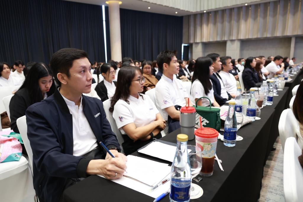 “อธิบดีณัฏฐิญา” ขึ้นเวที เปิดสัมมนา มอบแนวทางการทำงานเสริมแกร่งบุคลากรดีพร้อม มุ่งมั่น เดินหน้า พร้อมลุย