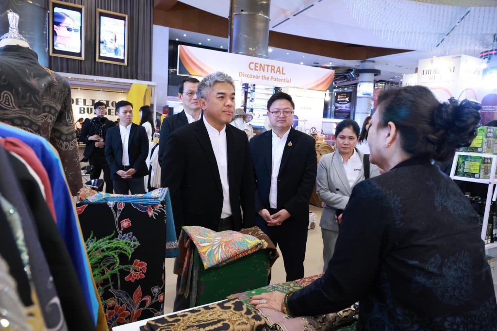 “ดีพร้อม” ดัน DIPROM RISE เชื่อมโยงตลาด สร้างโอกาสใหม่ ต่อยอดธุรกิจไทย