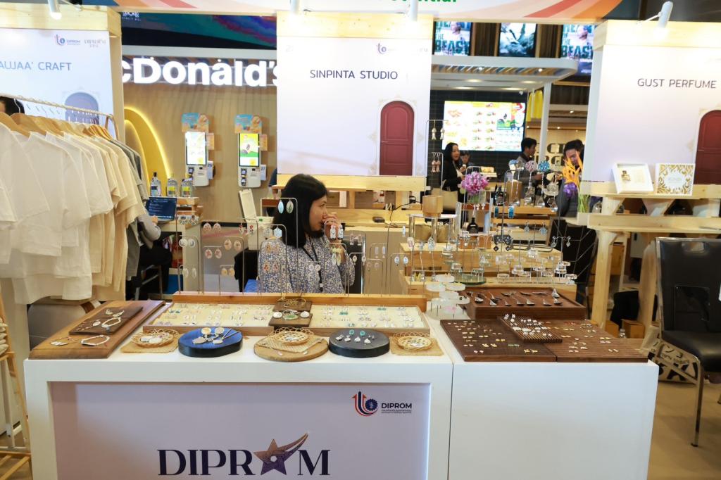 “ดีพร้อม” ดัน DIPROM RISE เชื่อมโยงตลาด สร้างโอกาสใหม่ ต่อยอดธุรกิจไทย
